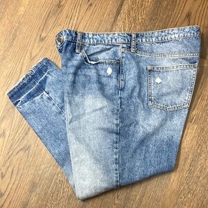 🎉10 for $10🎉Univeral Tread High Rise Straight Leg Jeans    Size 16/33R